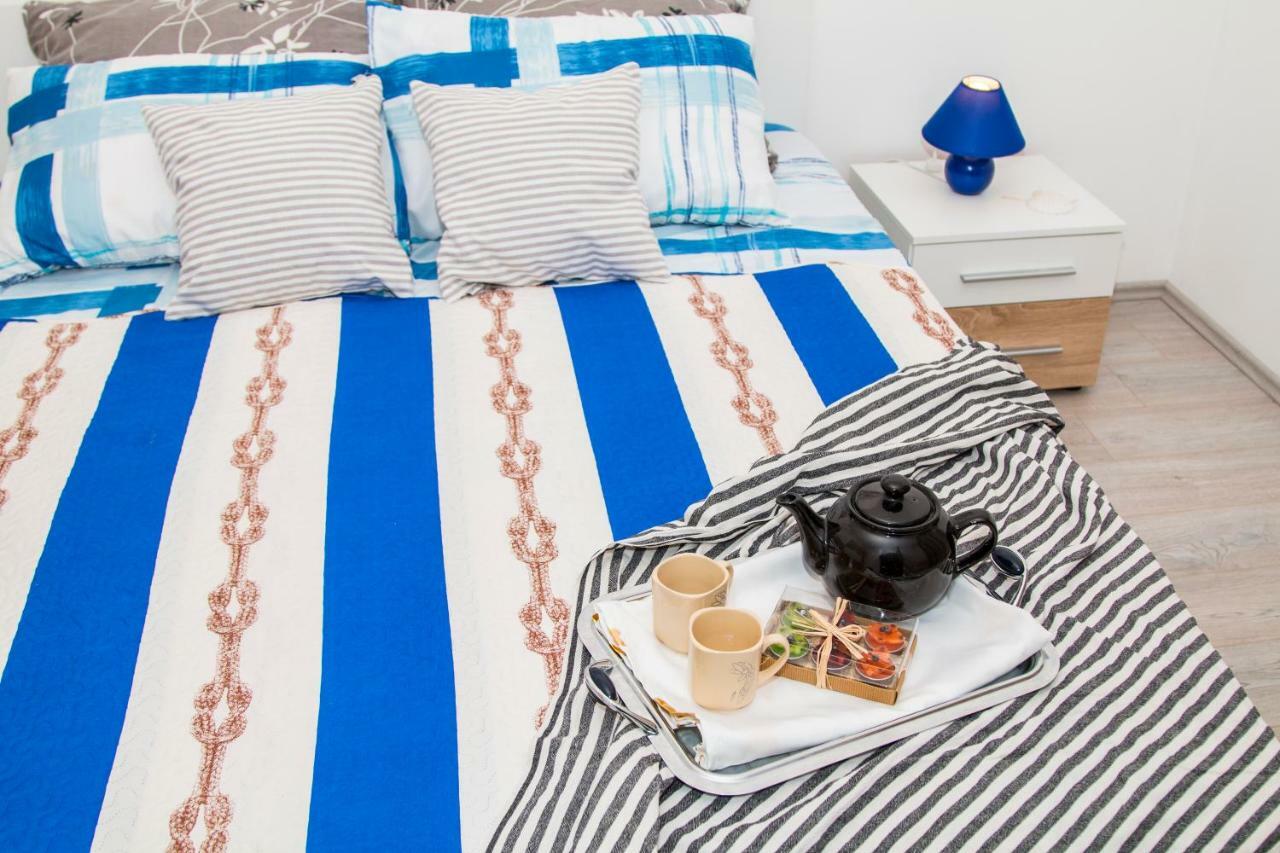 Blue Sun Apartments Kastela Exterior photo