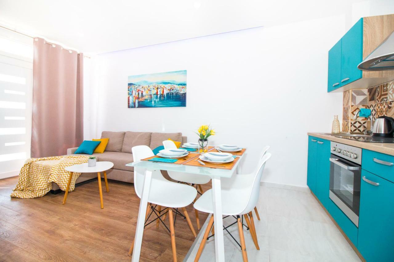 Blue Sun Apartments Kastela Exterior photo