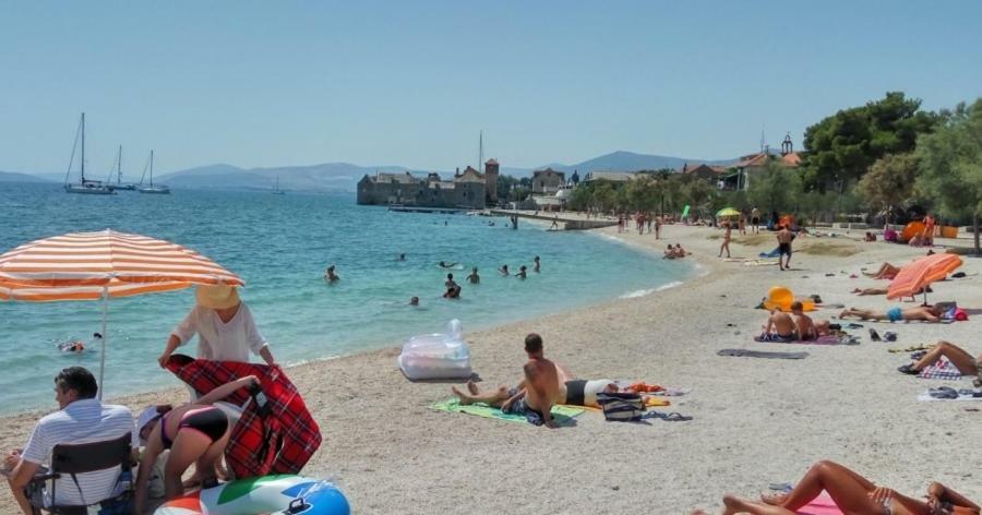 Blue Sun Apartments Kastela Exterior photo