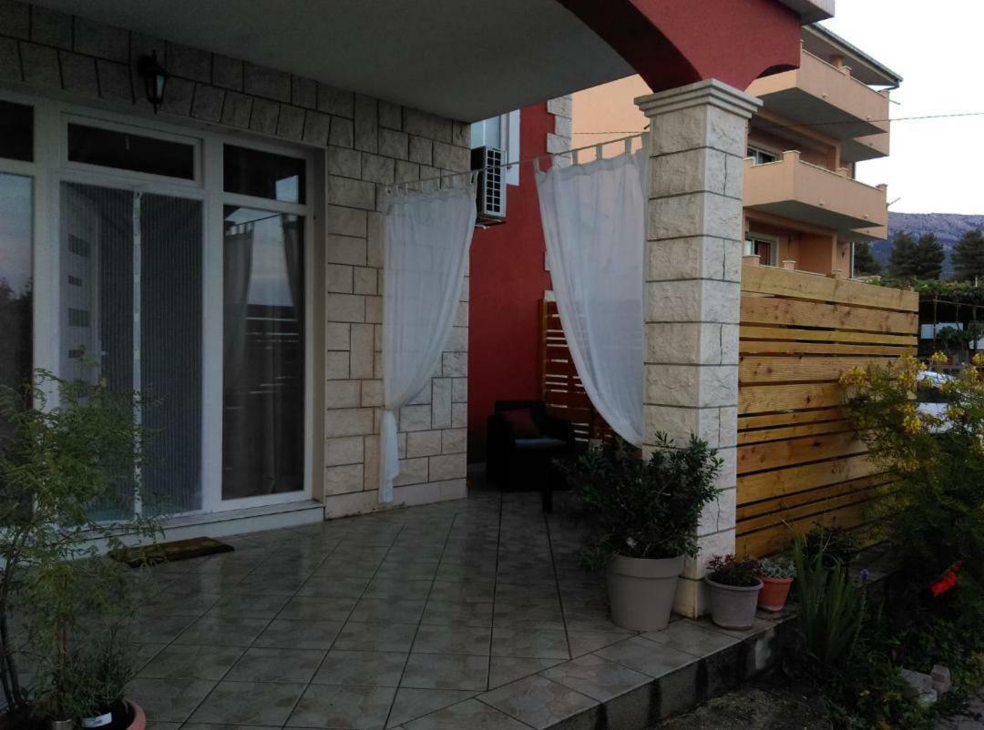 Blue Sun Apartments Kastela Exterior photo